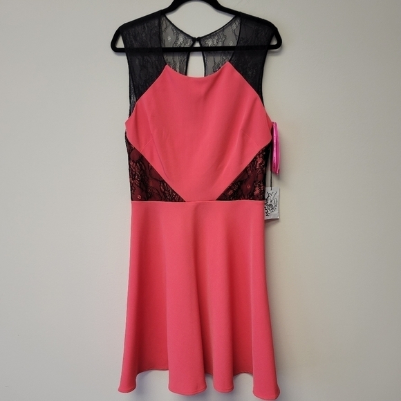 Betsey Johnson Sleeveless Lace Skater Dress Coral Black 14 - Picture 7 of 7